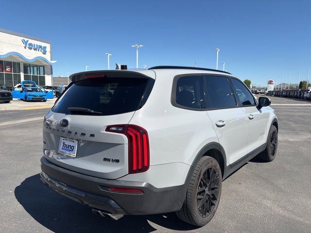 Used 2021 Kia Telluride SX w/ SX Prestige Package AWD/4WD image 3