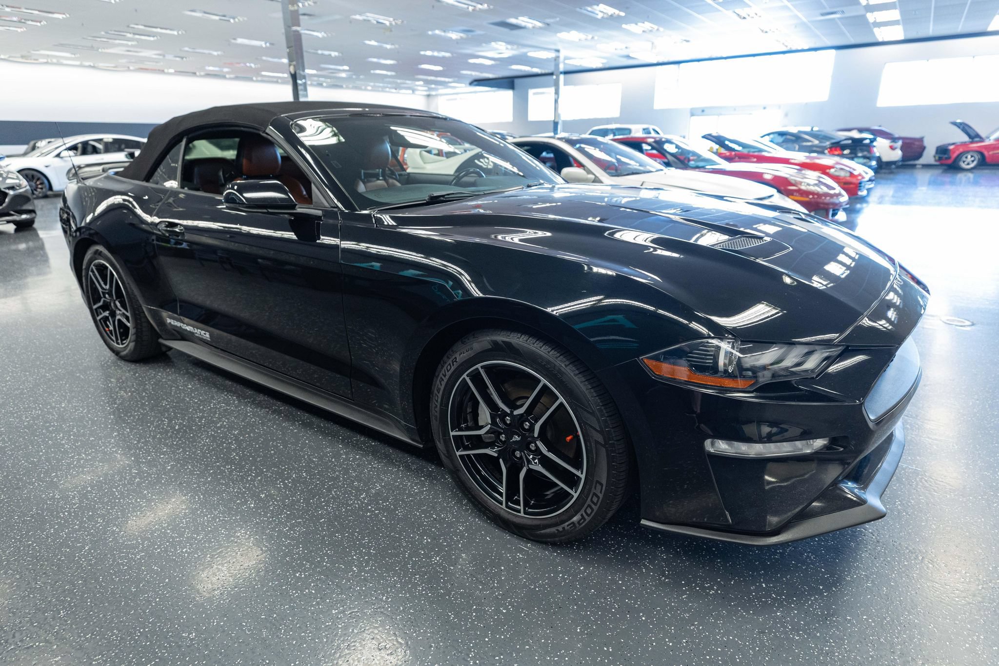 Used 2020 Ford Mustang Premium RWD image 4