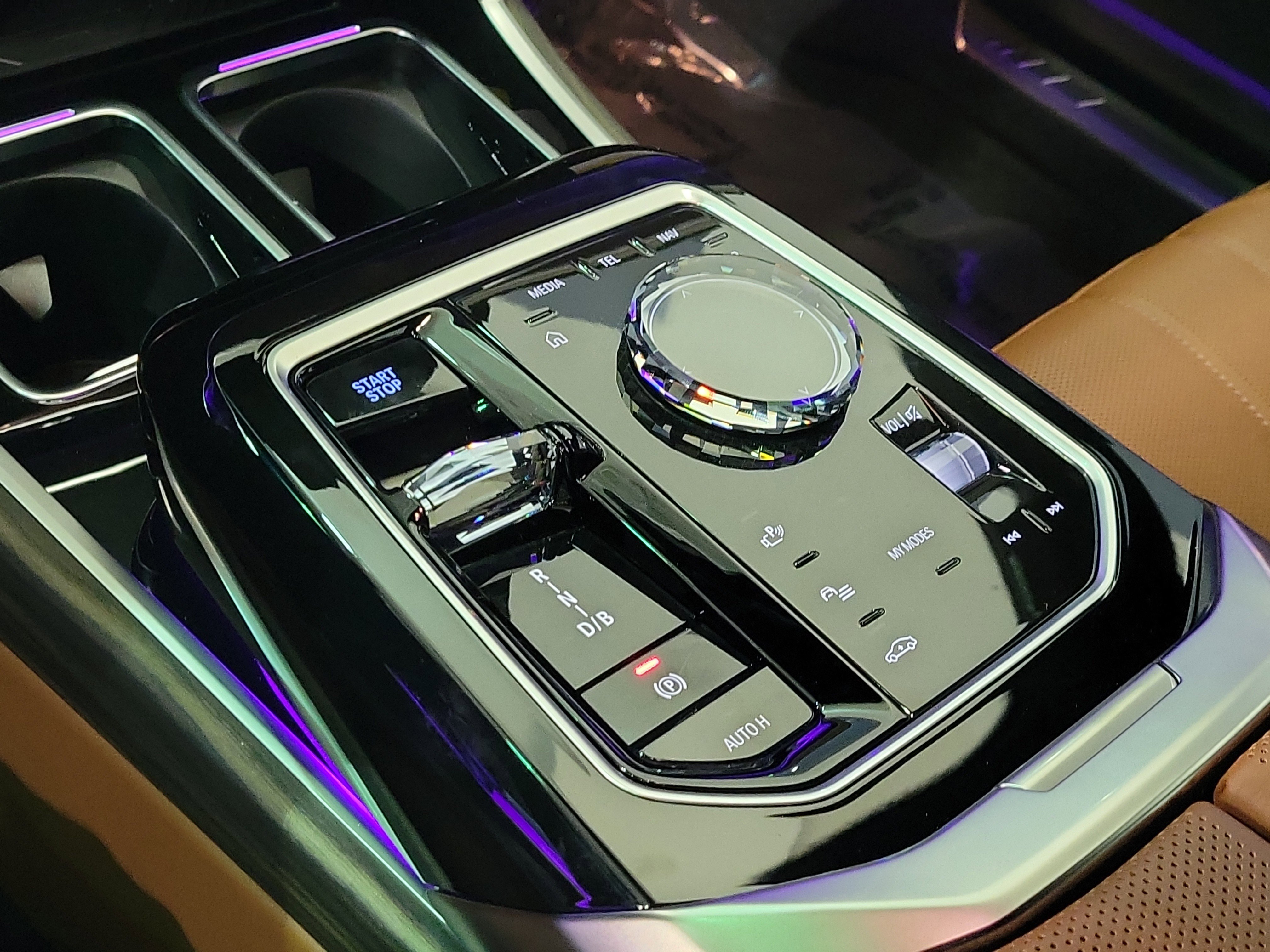 New 2025 BMW i7 xDrive60 image 43
