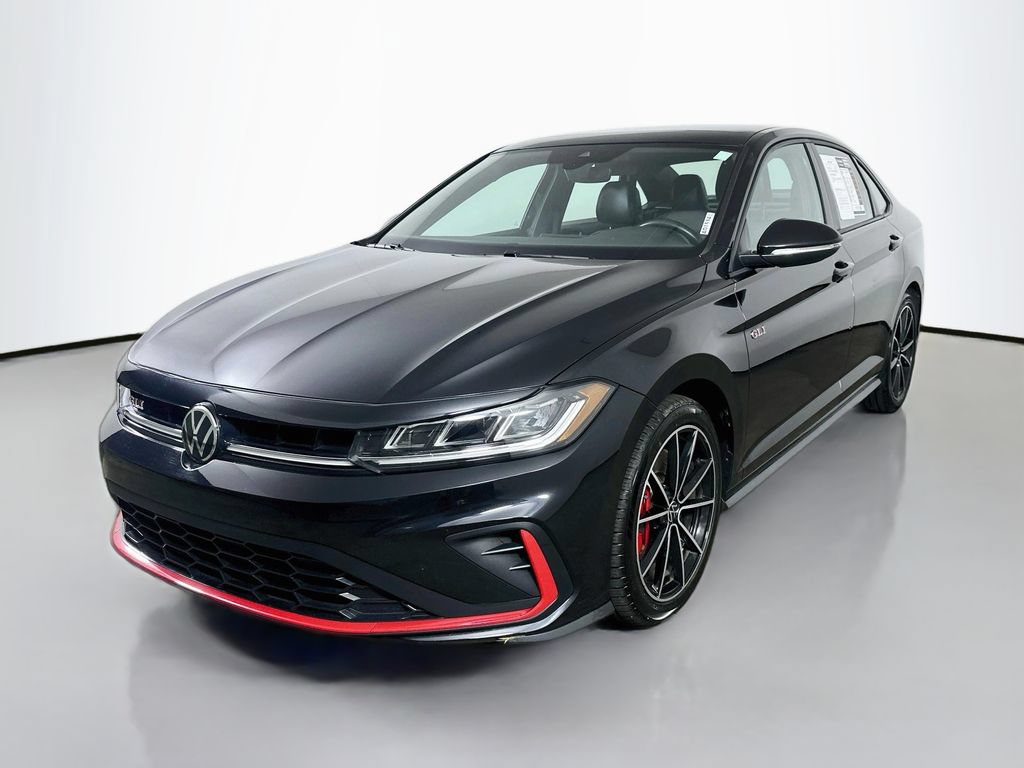 Used 2025 Volkswagen Jetta GLI Autobahn FWD video 3