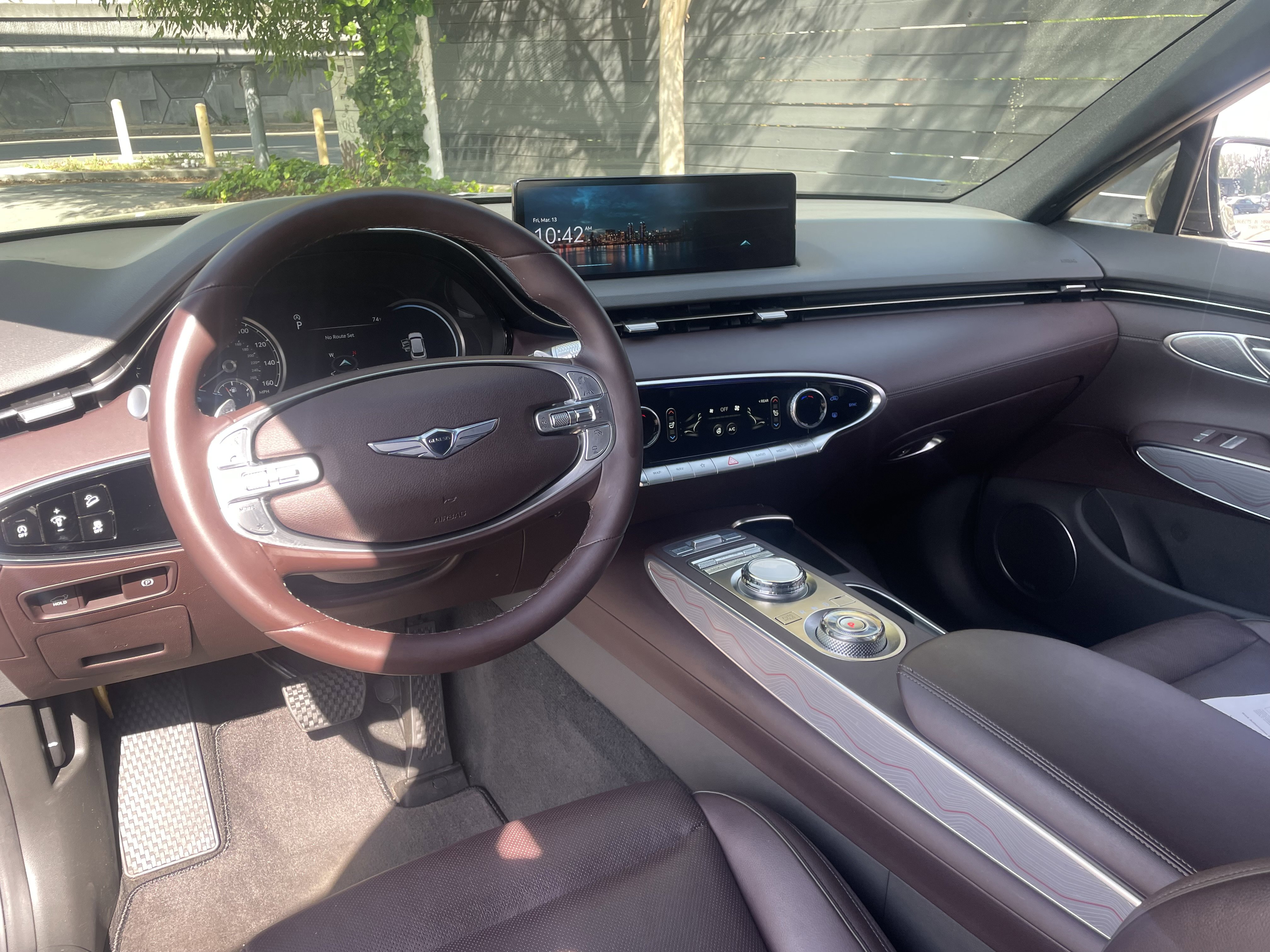 Used 2022 Genesis GV70 2.5T w/ Advanced Package image 5