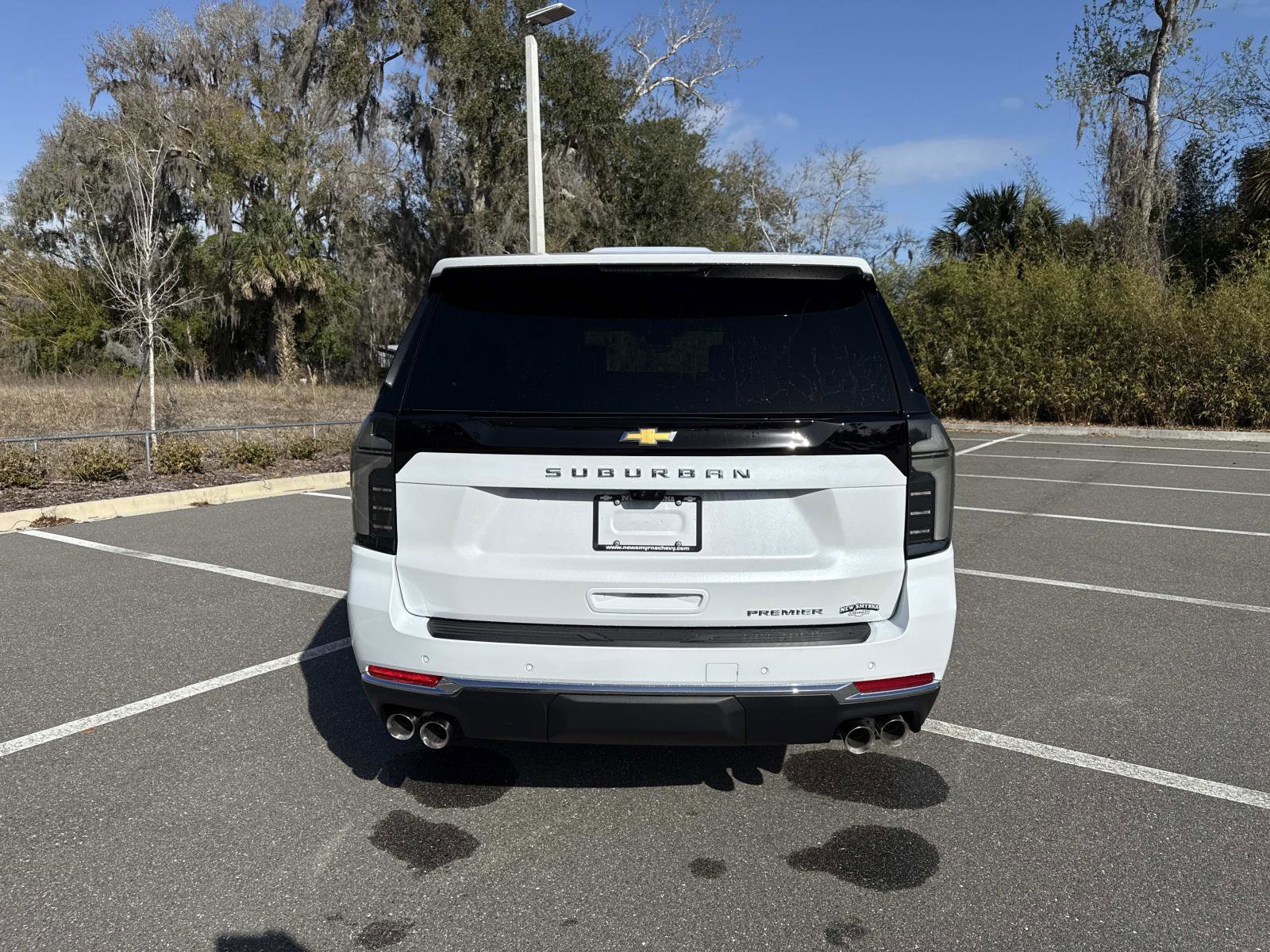 New 2026 Chevrolet Suburban Premier image 4