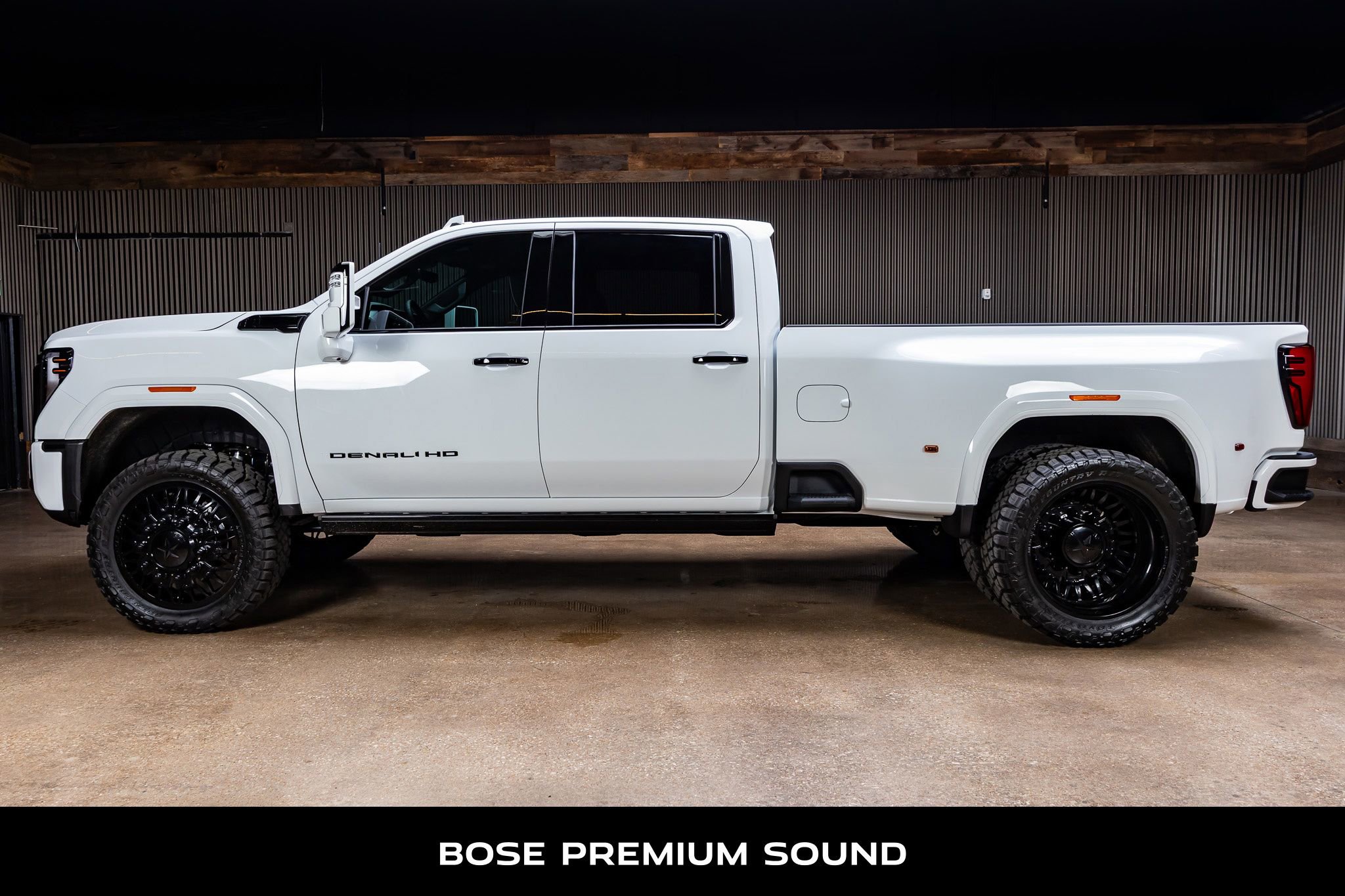 Used 2026 GMC Sierra 3500 Denali Ultimate image 6