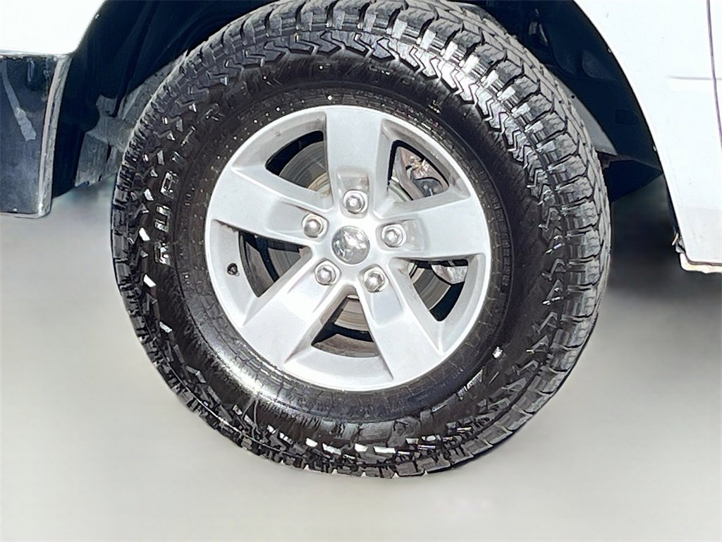 Used 2021 RAM 1500 Tradesman w/ Chrome Appearance Group image 28