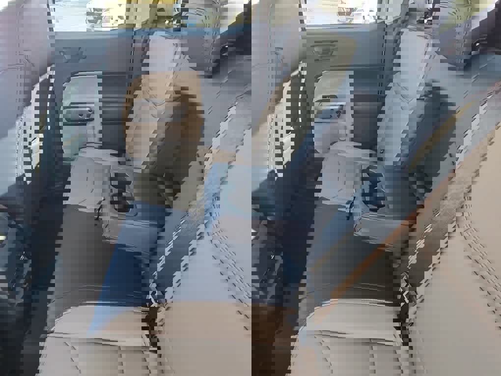 Used 2025 Ford Maverick Lariat w/ 4K Tow Package image 31