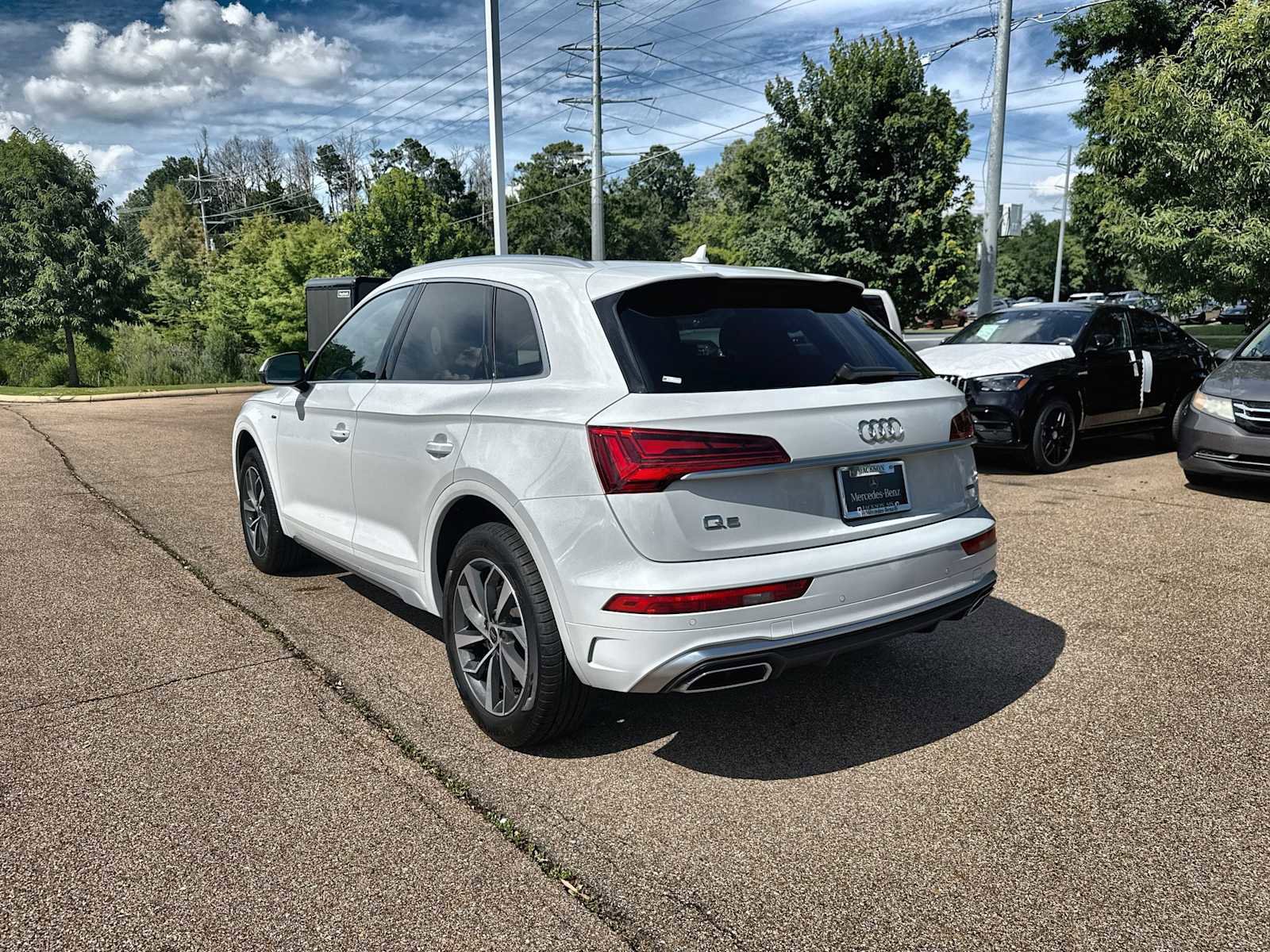 Used 2023 Audi Q5 2.0T Premium Plus w/ Premium Plus Package AWD/4WD image 6