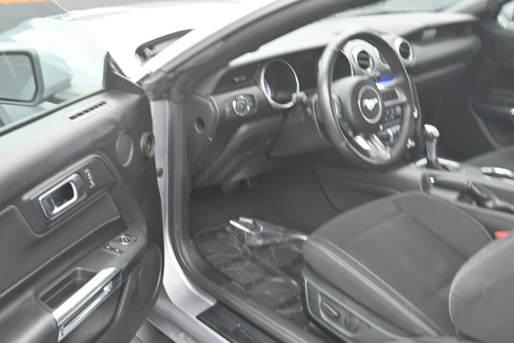 Used 2022 Ford Mustang Coupe w/ Equipment Group 101A RWD image 10