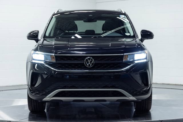 Used 2024 Volkswagen Taos SE image 5