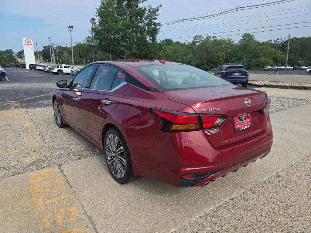 Used 2025 Nissan Altima 2.5 SL FWD image 7