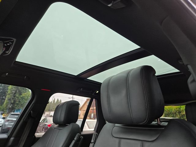 Used 2019 Land Rover Range Rover Supercharged AWD/4WD image 26