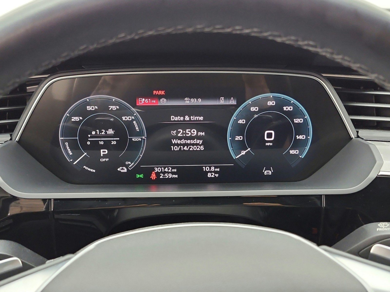 Used 2024 Audi Q8 e-tron Premium AWD/4WD image 9