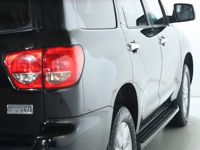 Used 2012 Toyota Sequoia Platinum image 47