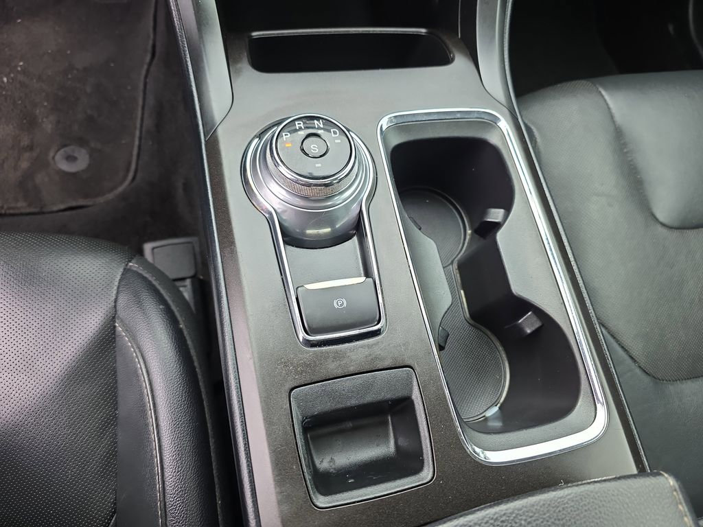 Used 2018 Ford Fusion Titanium image 26