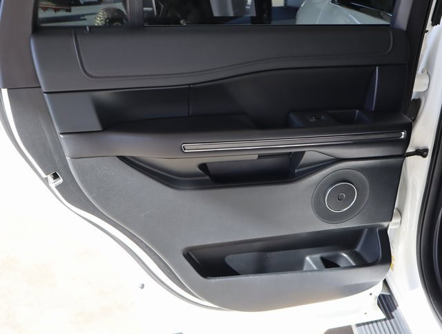 Used 2020 Ford Expedition XLT w/ Equipment Group 202A image 43