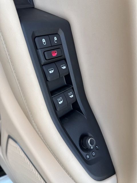 New 2026 Jeep Grand Cherokee Limited w/ Luxury Tech Group II AWD/4WD image 30
