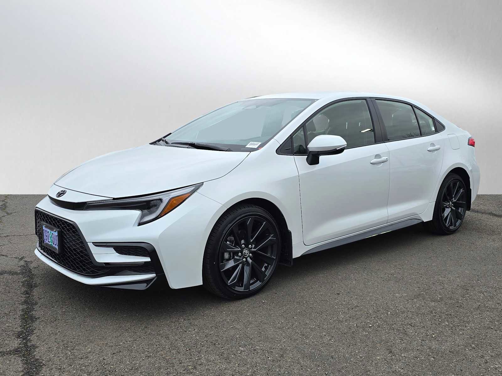 Certified 2026 Toyota Corolla SE w/ SE Package image 8