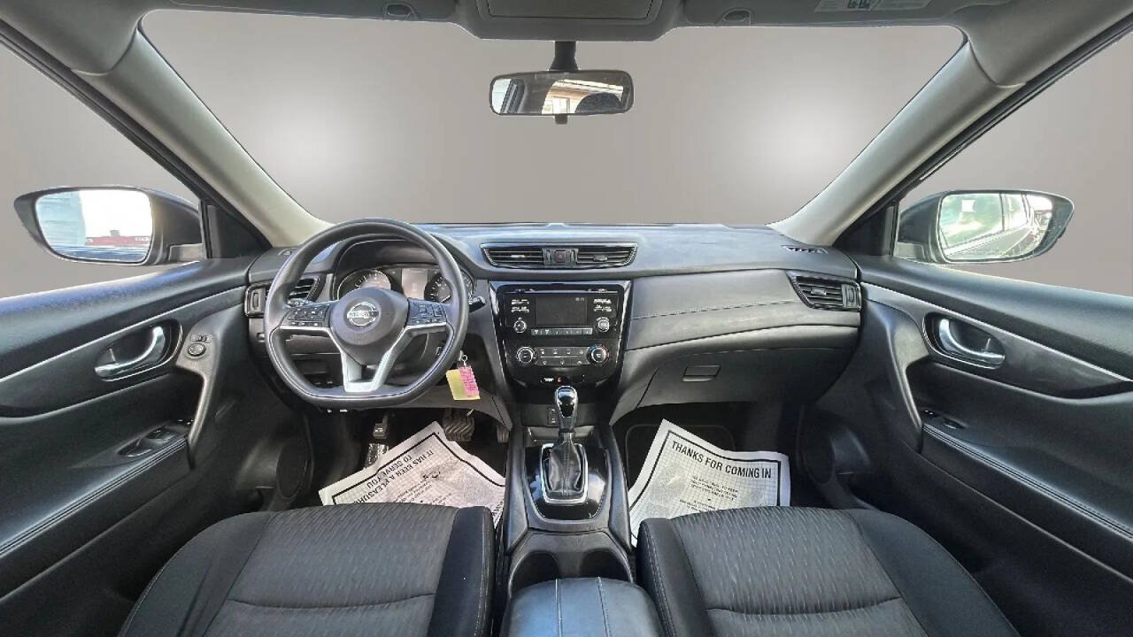 Used 2017 Nissan Rogue S FWD image 11