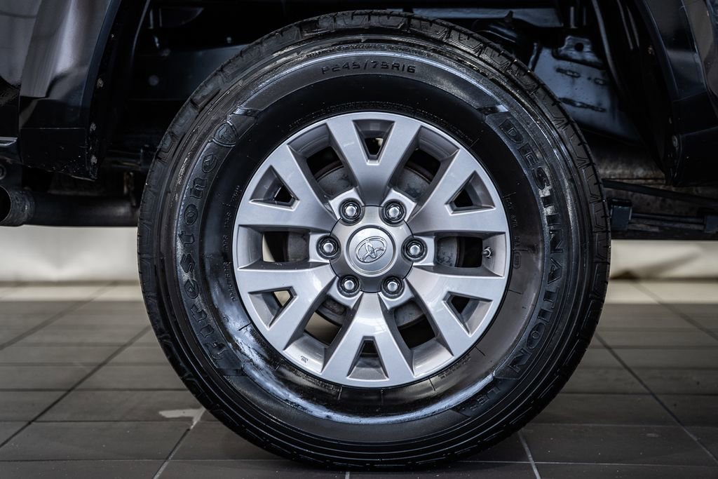 Used 2019 Toyota Tacoma SR5 image 18