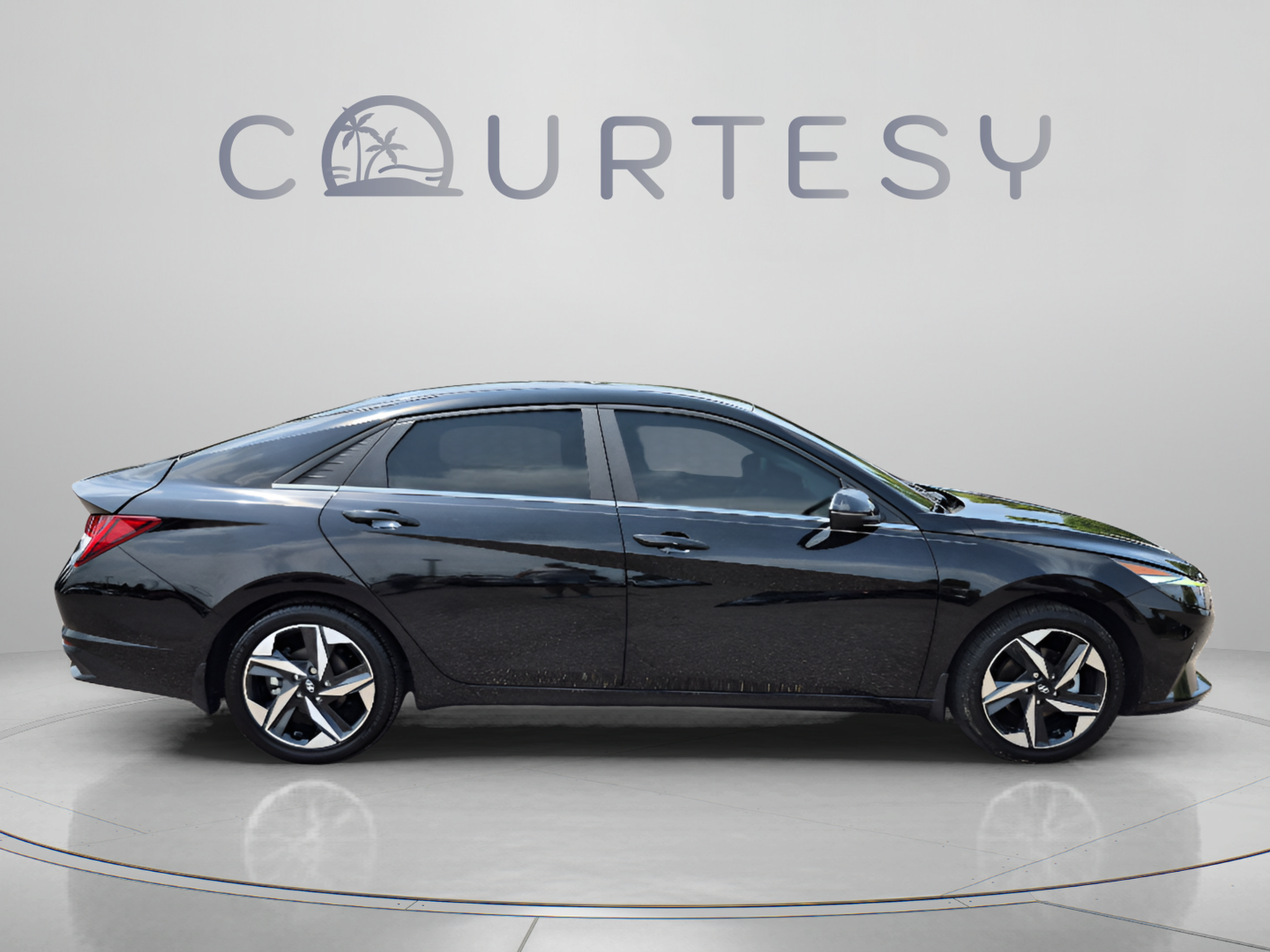 Certified 2023 Hyundai Elantra Limited FWD image 6