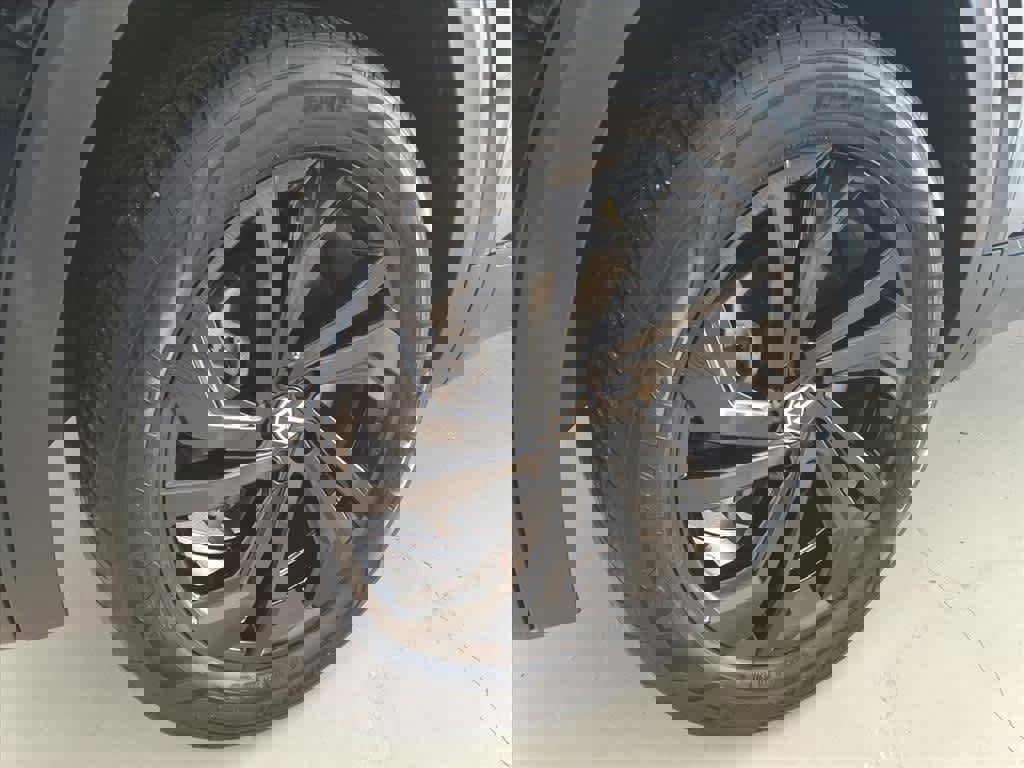 Used 2022 Volkswagen Atlas SE w/ Panoramic Sunroof Package image 8