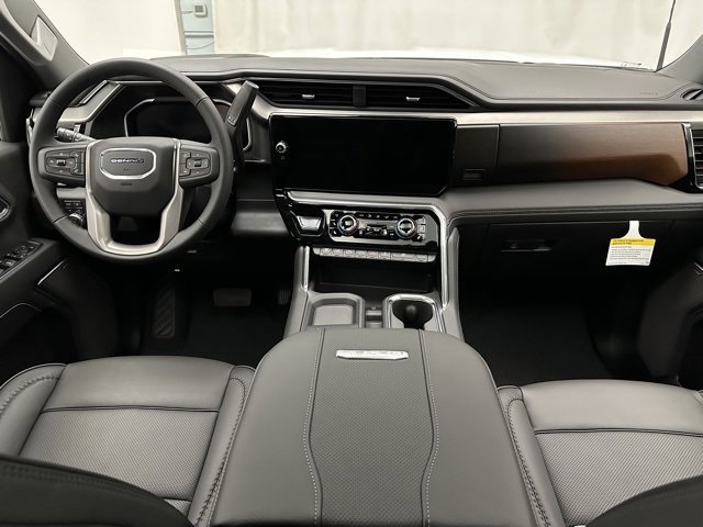 New 2026 GMC Sierra 3500 Denali w/ Denali Reserve Package image 7