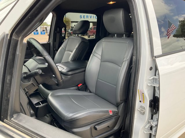 Used 2025 RAM 3500 Tradesman AWD/4WD image 8