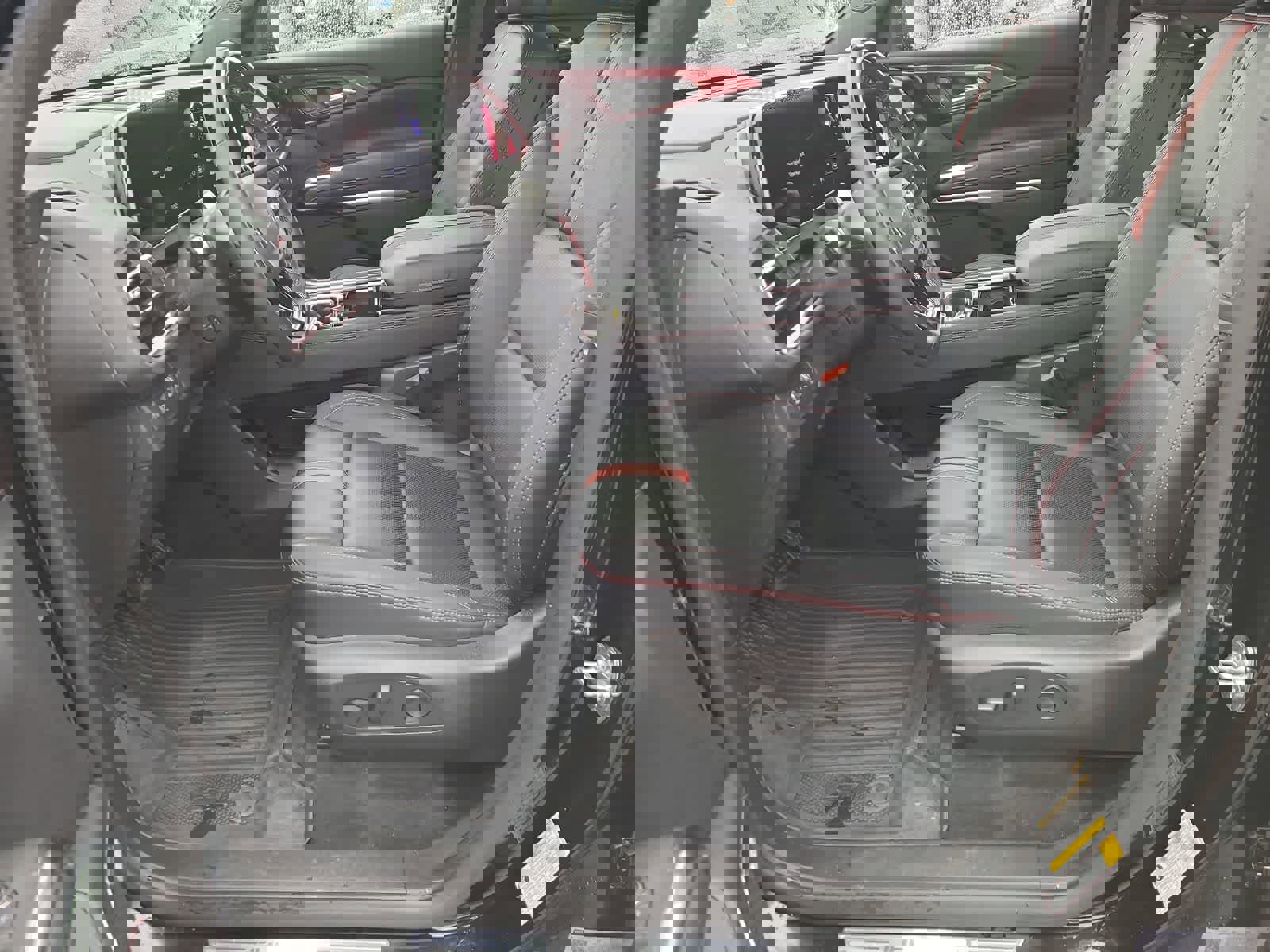 Used 2025 Chevrolet Traverse RS w/ LPO, Floor Liner Package image 19