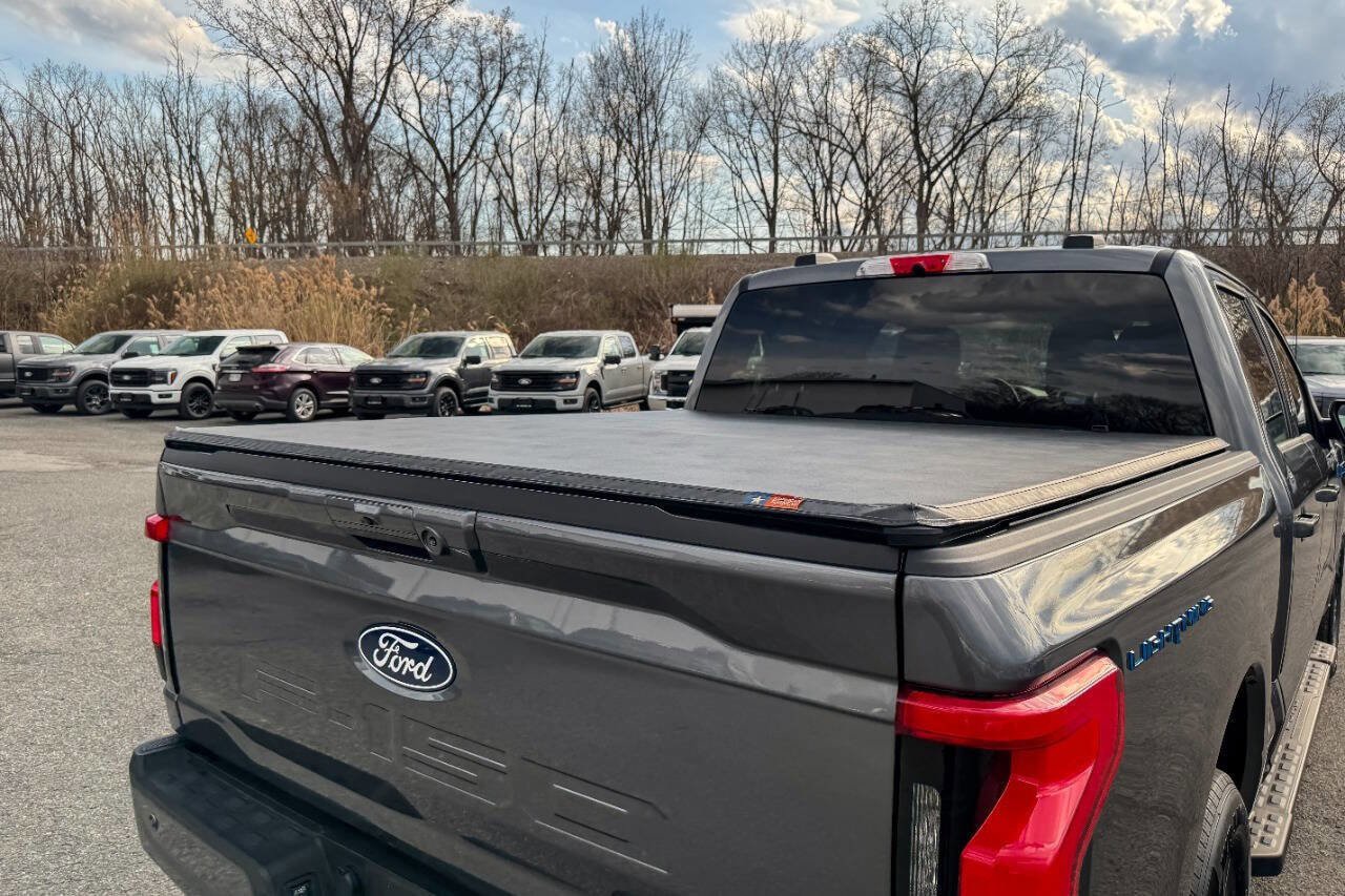 Used 2024 Ford F150 Lightning Flash AWD/4WD image 18
