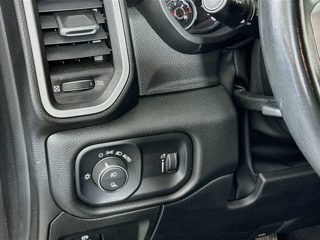 Used 2023 RAM 1500 Big Horn AWD/4WD image 10