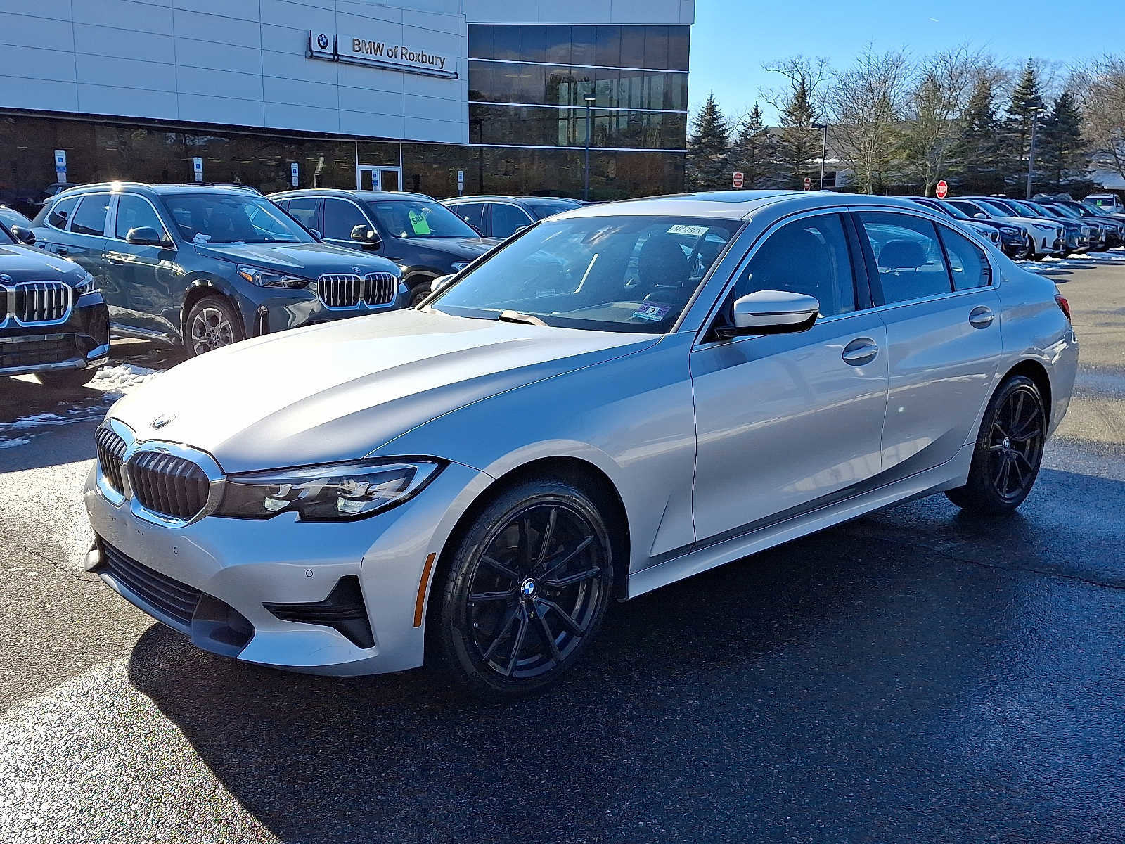 Used 2019 BMW 330i xDrive Sedan w/ Driving Assistance Package image 3