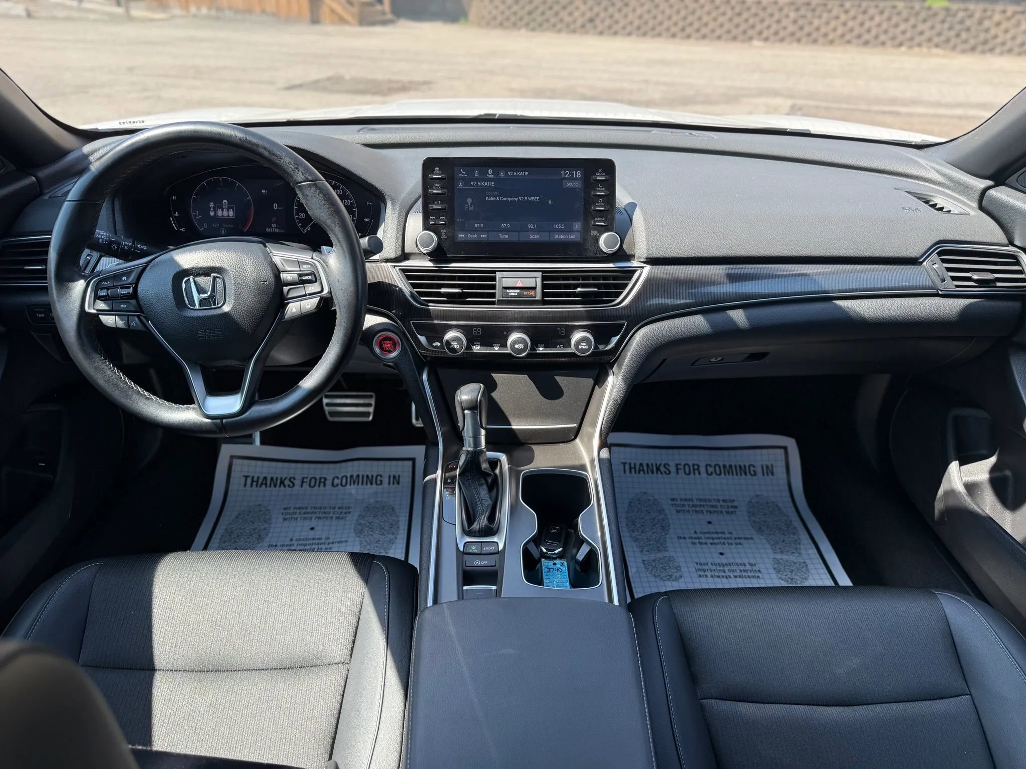 Used 2022 Honda Accord Sport image 2