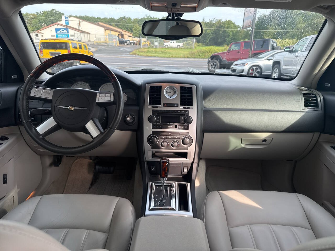 Used 2005 Chrysler 300 C w/ Sound Group II RWD image 25