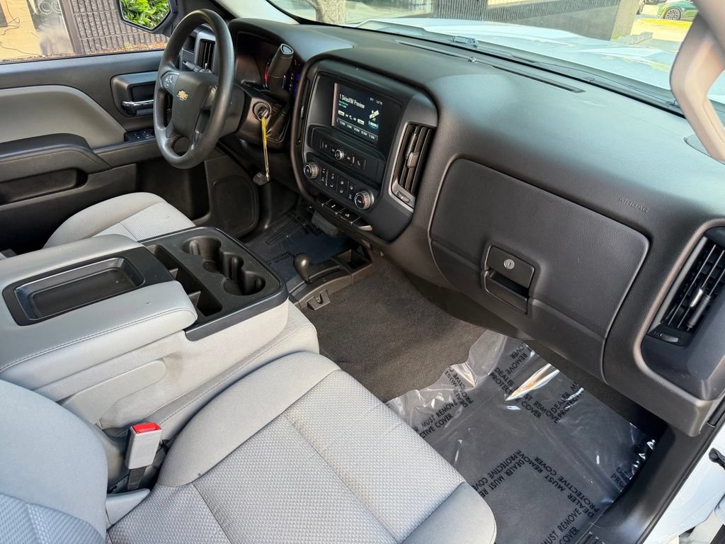 Used 2019 Chevrolet Silverado 1500 Custom w/ Custom Convenience Package AWD/4WD image 32