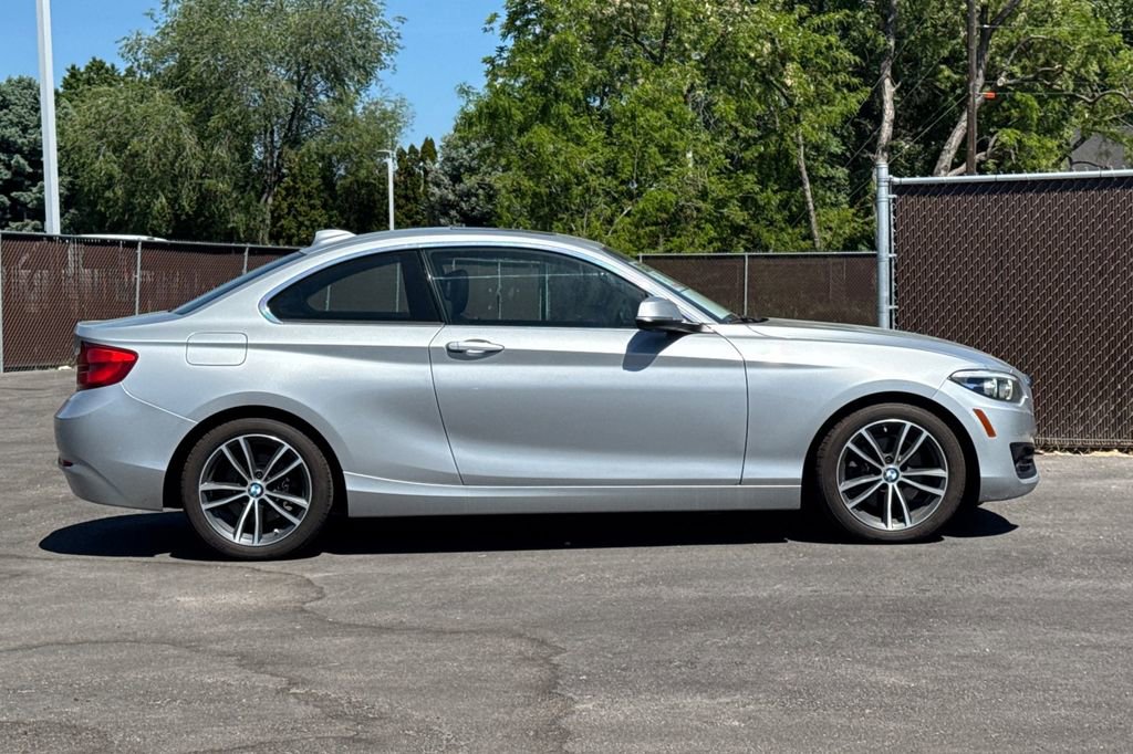 Used 2019 BMW 230i xDrive Coupe w/ Convenience Package AWD/4WD image 3