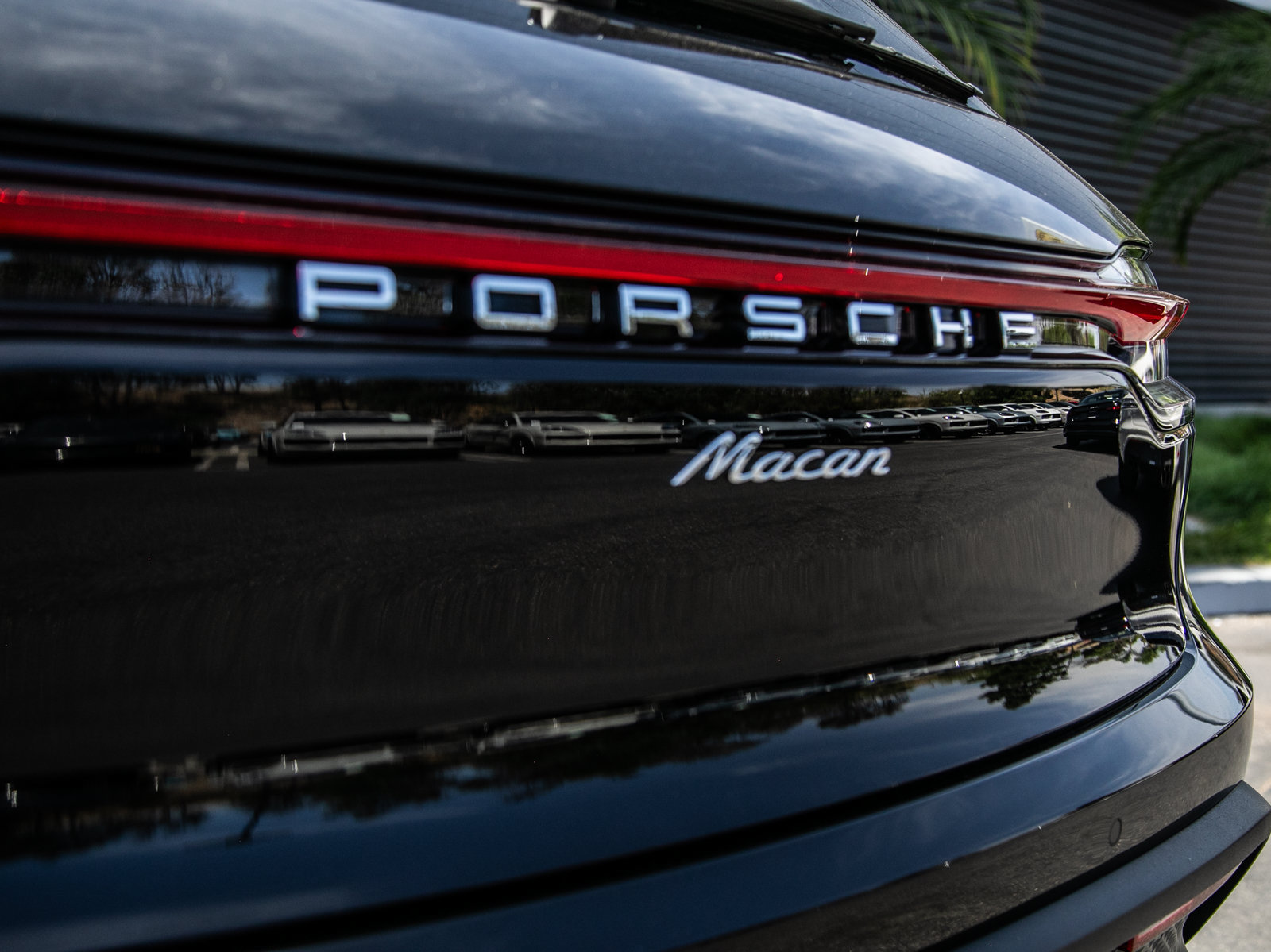 Certified 2026 Porsche Macan AWD/4WD image 26