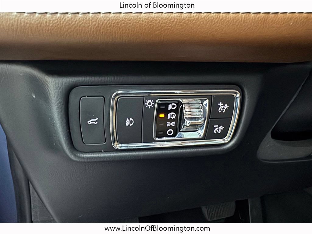 Certified 2021 Lincoln Aviator Reserve w/ Equipment Group 202A AWD/4WD image 37