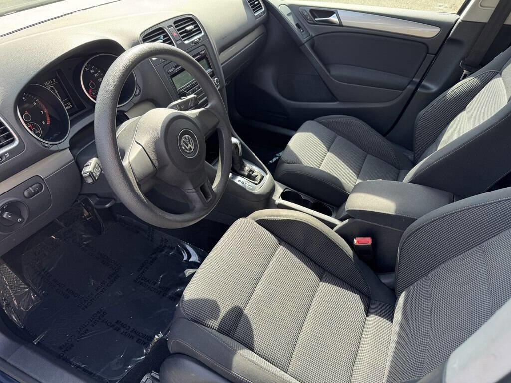 Used 2012 Volkswagen Golf 4-Door image 13