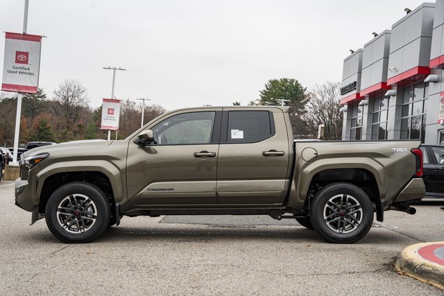New 2025 Toyota Tacoma TRD Sport image 4