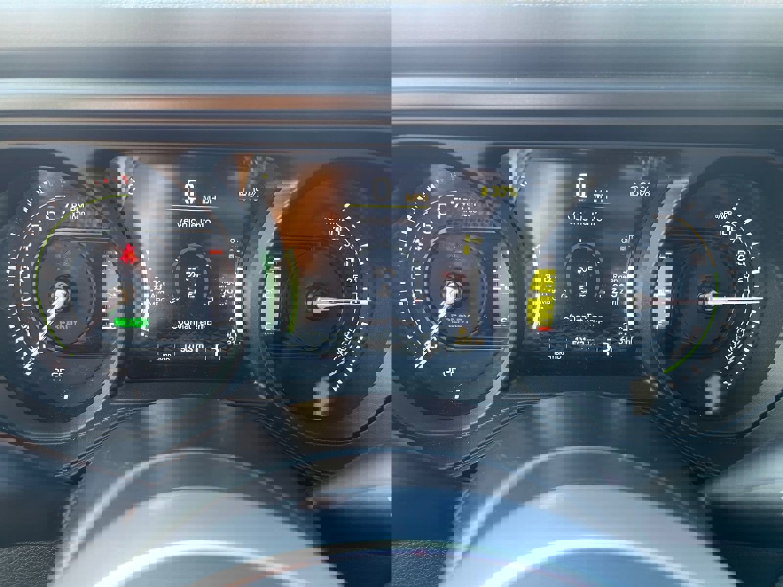 Used 2025 Jeep Wrangler Sahara image 18