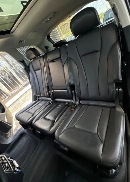 Used 2019 Audi Q7 2.0T Premium Plus w/ Premium Plus Package AWD/4WD image 19