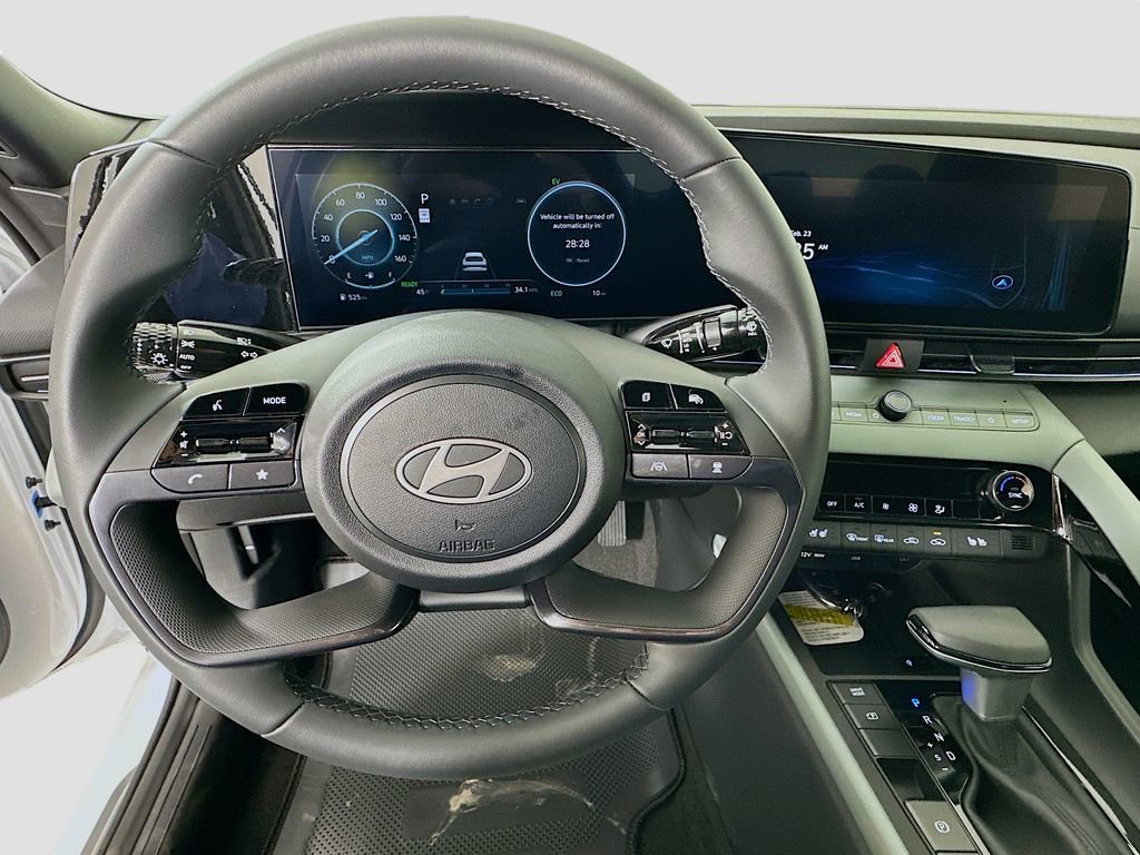 New 2026 Hyundai Elantra Limited image 10