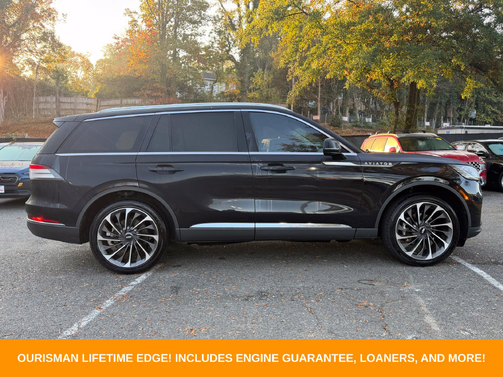 Used 2025 Lincoln Aviator Reserve AWD/4WD image 9
