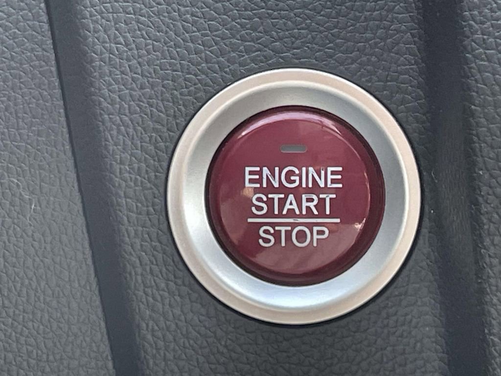 Used 2015 Honda Fit EX image 30