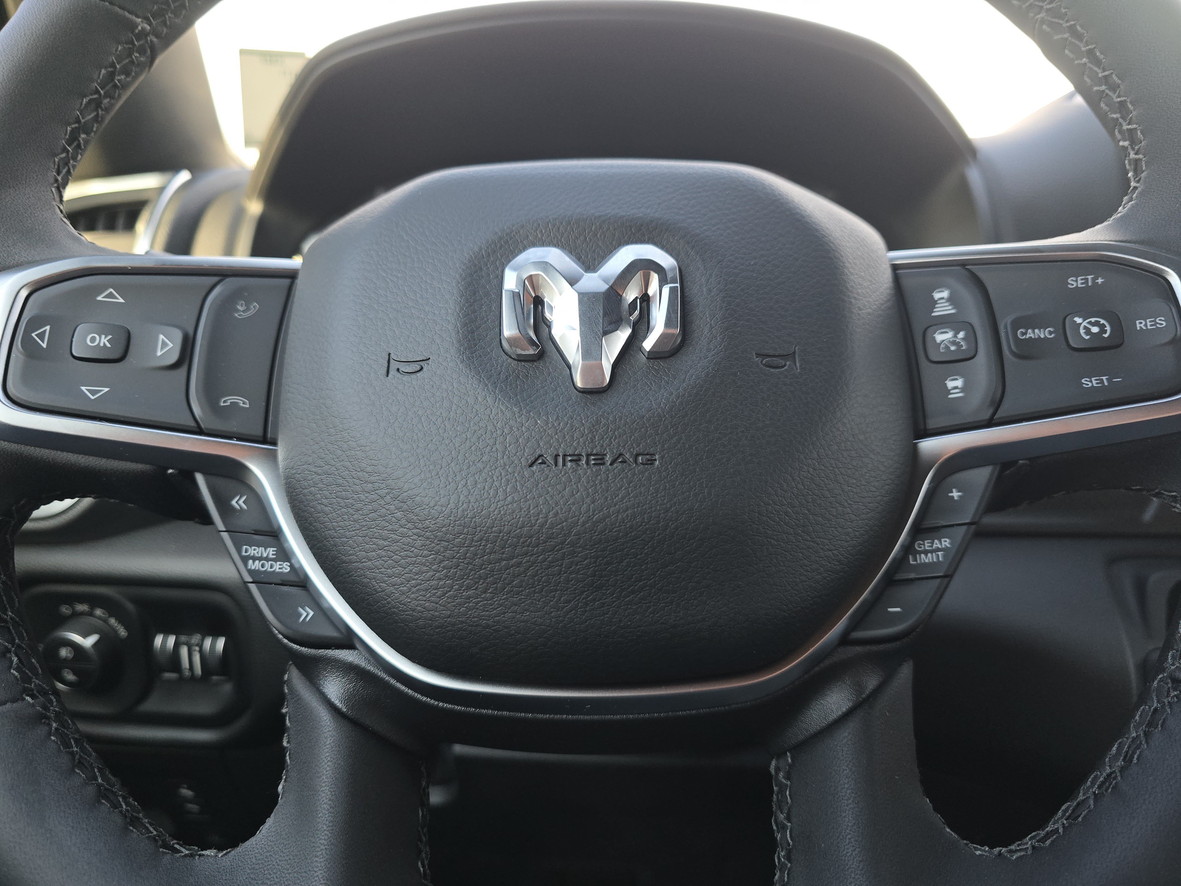 New 2026 RAM 1500 Big Horn AWD/4WD image 30
