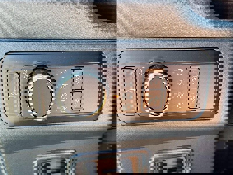 New 2025 Ford Maverick XLT w/ XLT Luxury Package image 11