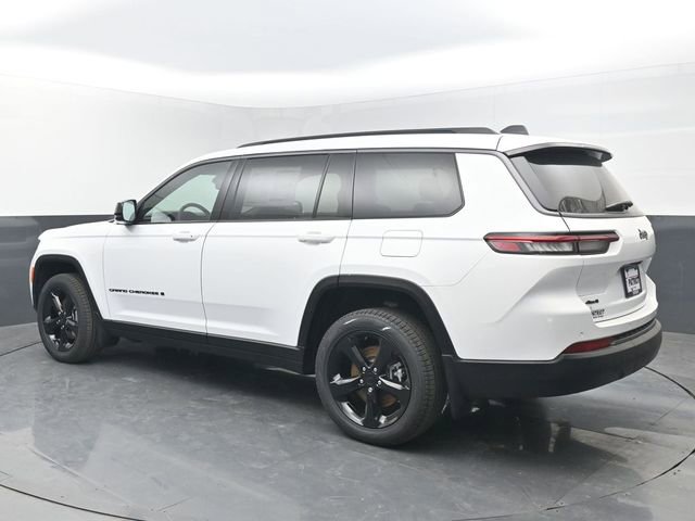 New 2026 Jeep Grand Cherokee L Limited w/ Limited Altitude Package image 3