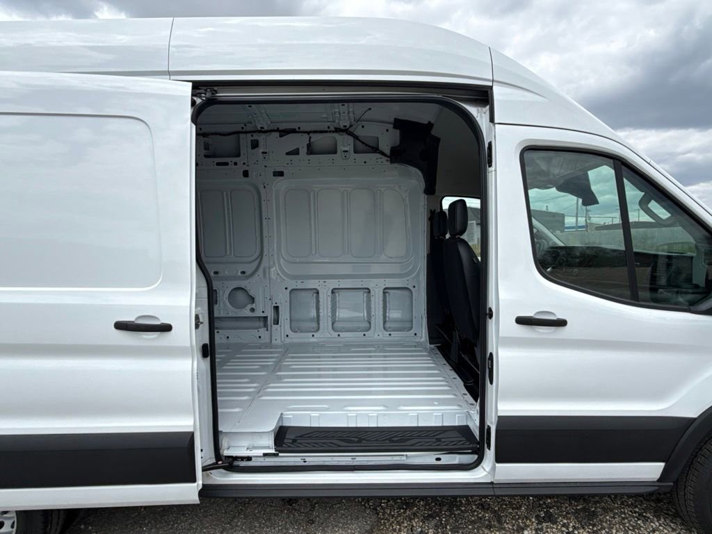 Used 2022 Ford Transit 350 148 High Roof Extended DRW RWD image 11
