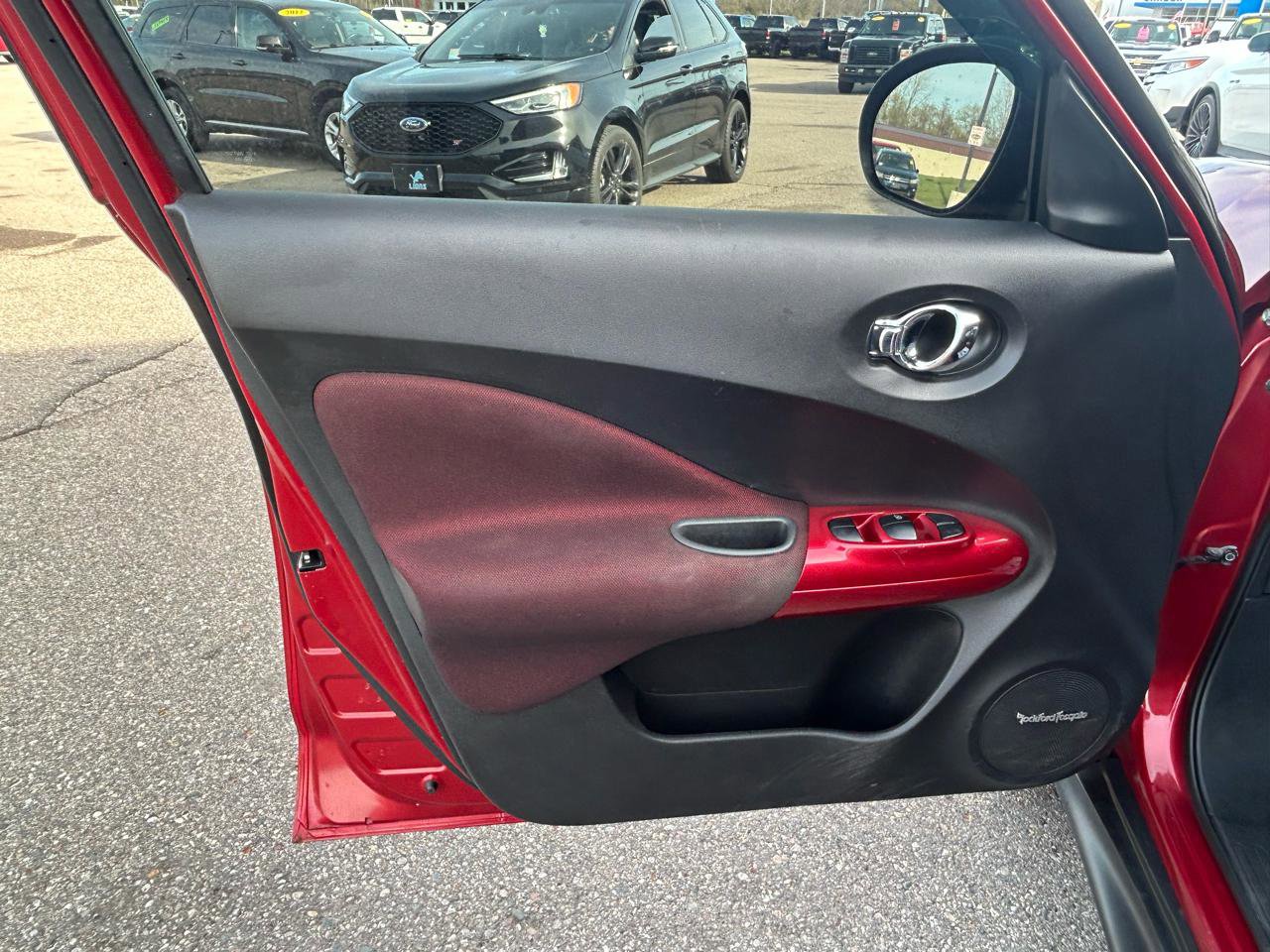 Used 2014 Nissan Juke SL image 14