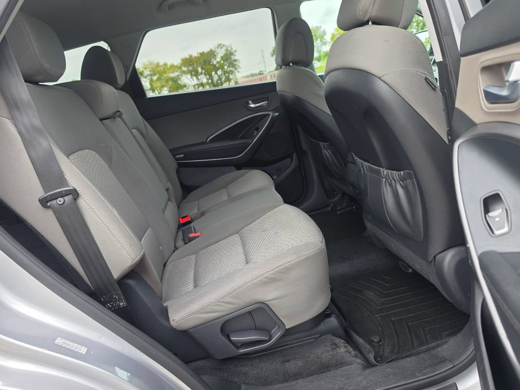 Used 2019 Hyundai Santa Fe XL SE AWD/4WD image 18