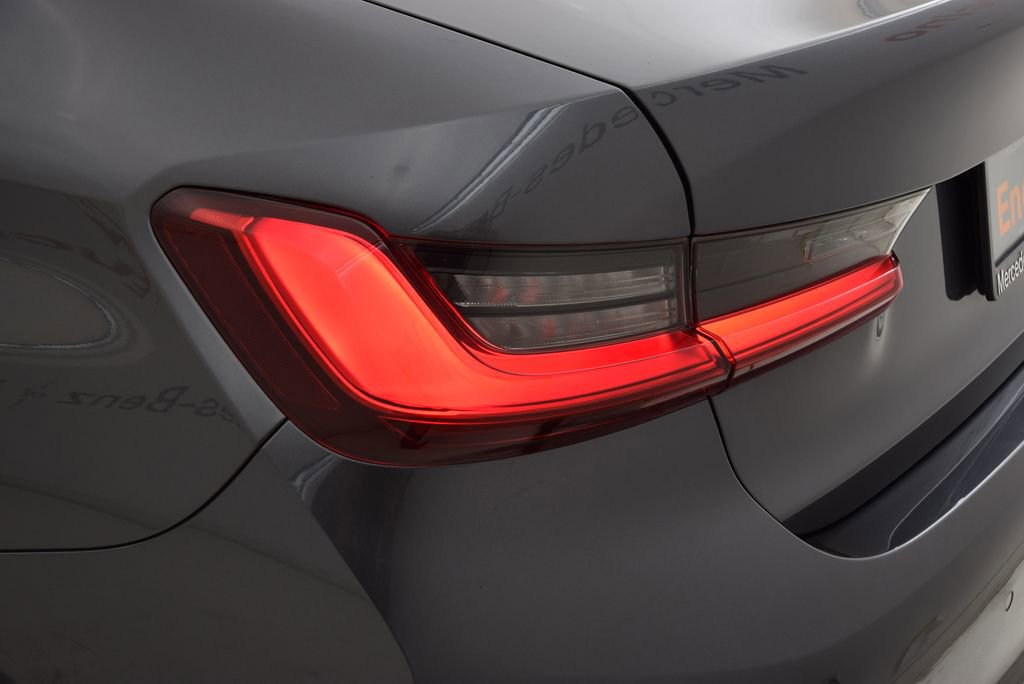 Used 2021 BMW 330i Sedan w/ Driving Assistance Package image 13